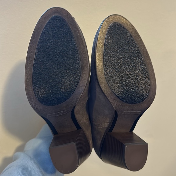 Vince Camuto Hamilton Boots - Picture 5 of 10